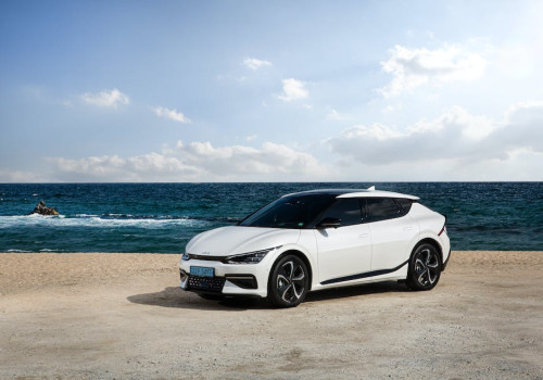 Wat zijn de kosten verschillen tussen elektrische en benzineauto’s?